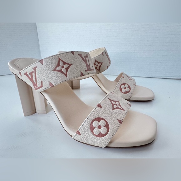 LOUIS VUITTON Silhouette Mules Slip On Heel Sandals Size 37 - Picture 3 of 16
